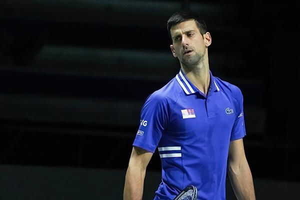 每体：桑托斯欠290万欧无力偿还，巴萨或借此机会锁定苏扎